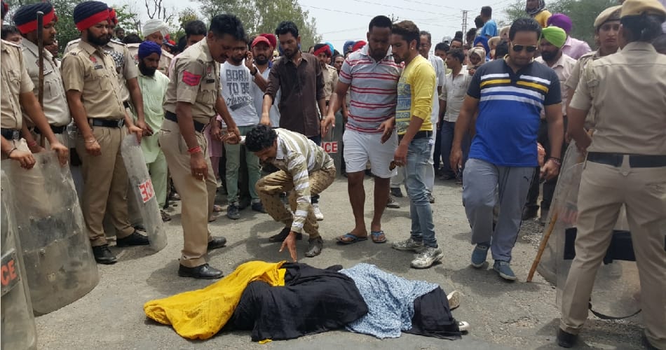 two sister killed in road accident at ludhiana, see pictures