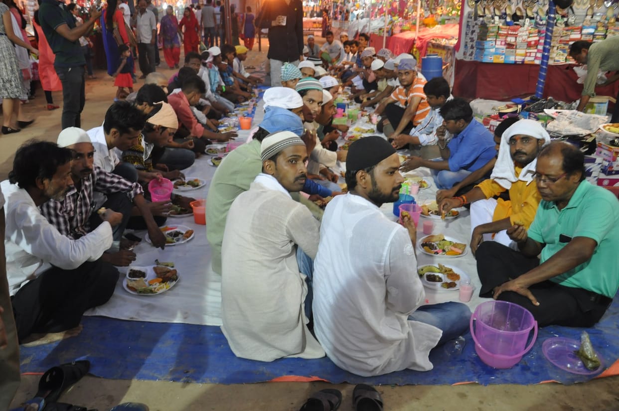 child have their first fast in ramzan