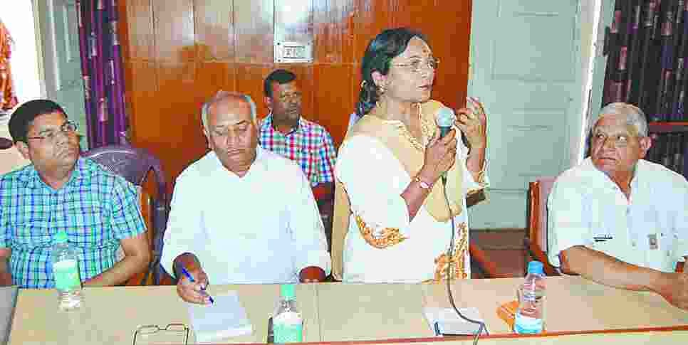 smart city me janpratinidhi maun