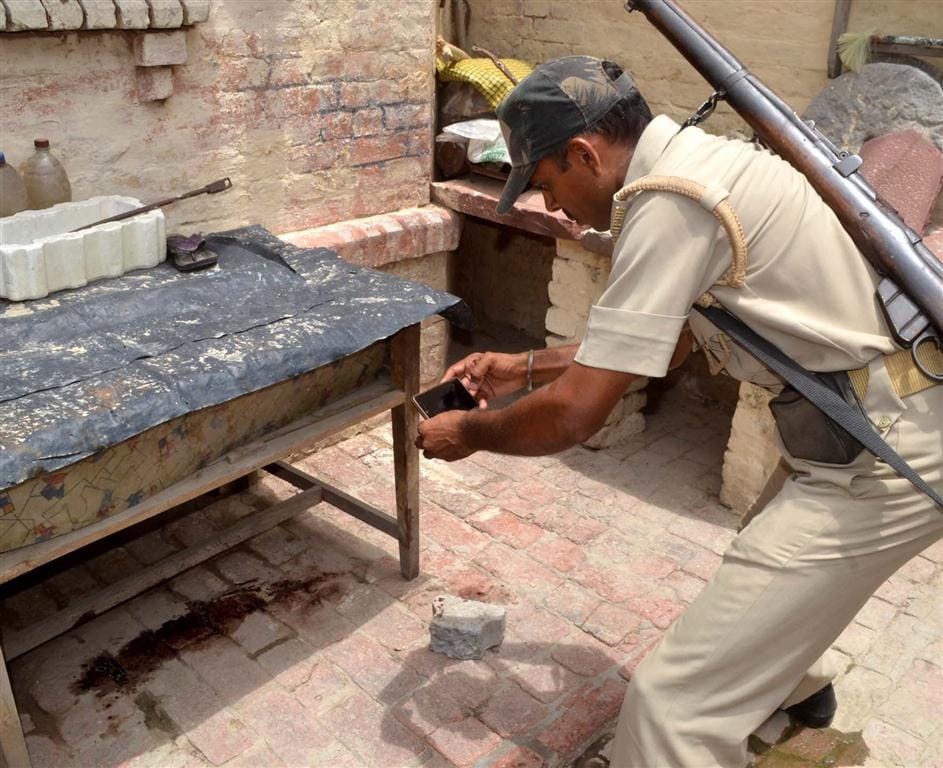 Congress leader missing , found blood stains in the house
