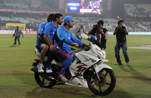 Dhoni Borrows A Police Motorcycle From A Zimbabwean Cop