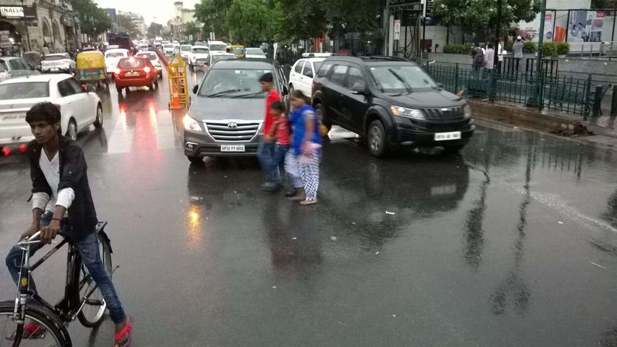 lucknow weather prediction