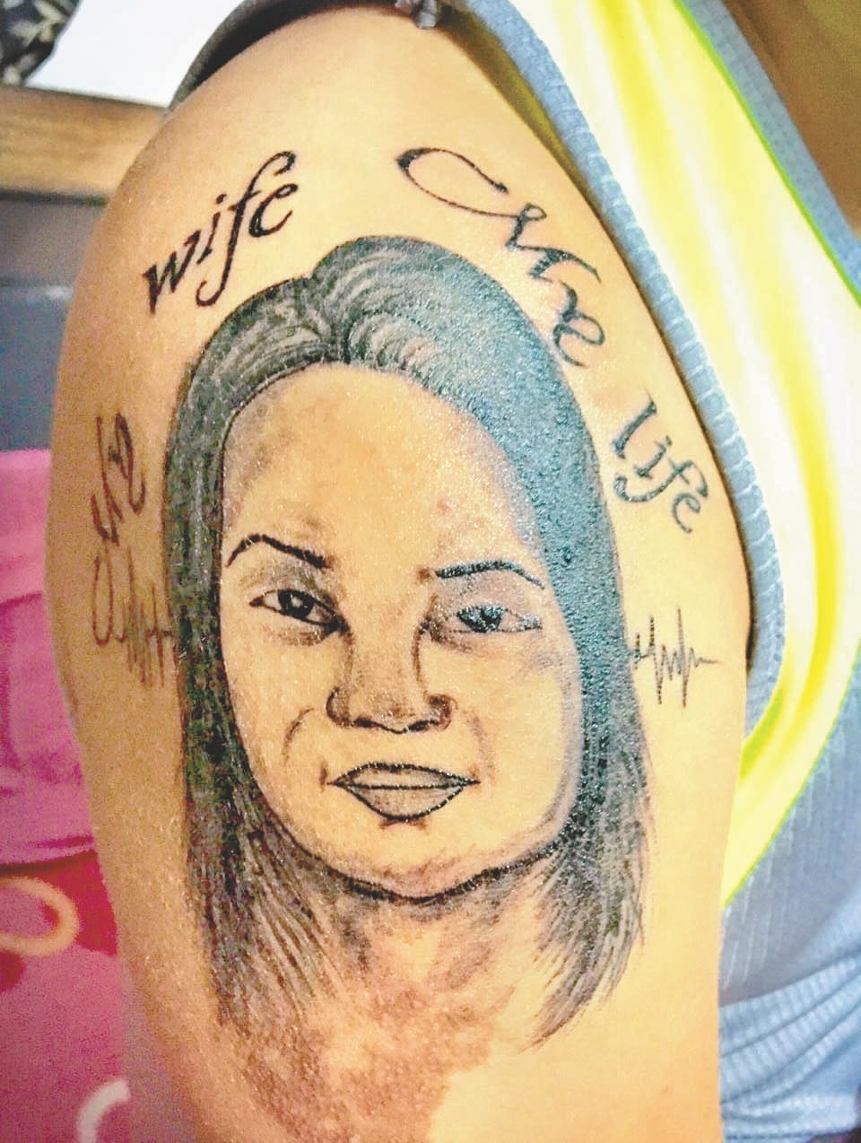 Seeing the wife did not break the tattoo-related