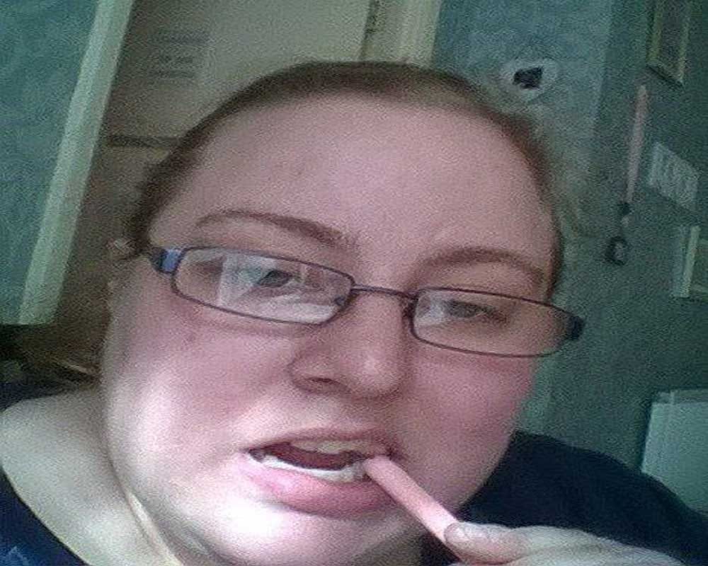 This woman think chalk is better than sex