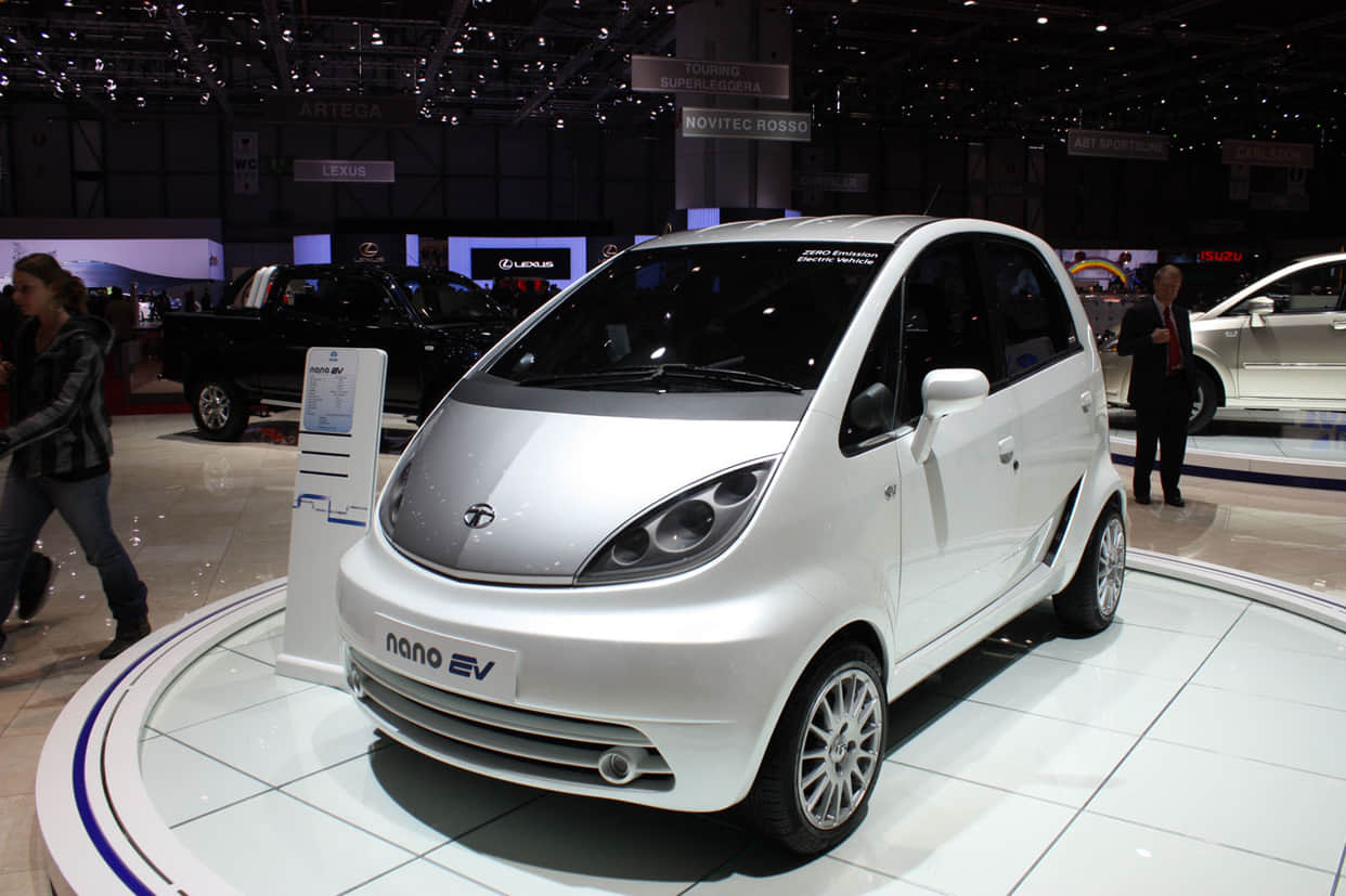 Tata Nano EV Latest News Will Tata Launch Nano EV Tata Nano With Electric Powertrain News in Hindi