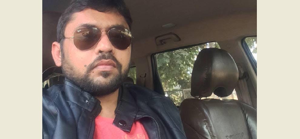 man attempt to suicide after mother death in gurgaon 