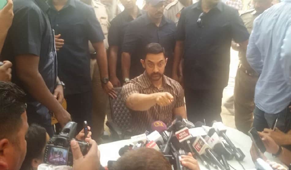 aamir khan supports udta punjab, comment on politics and censor board
