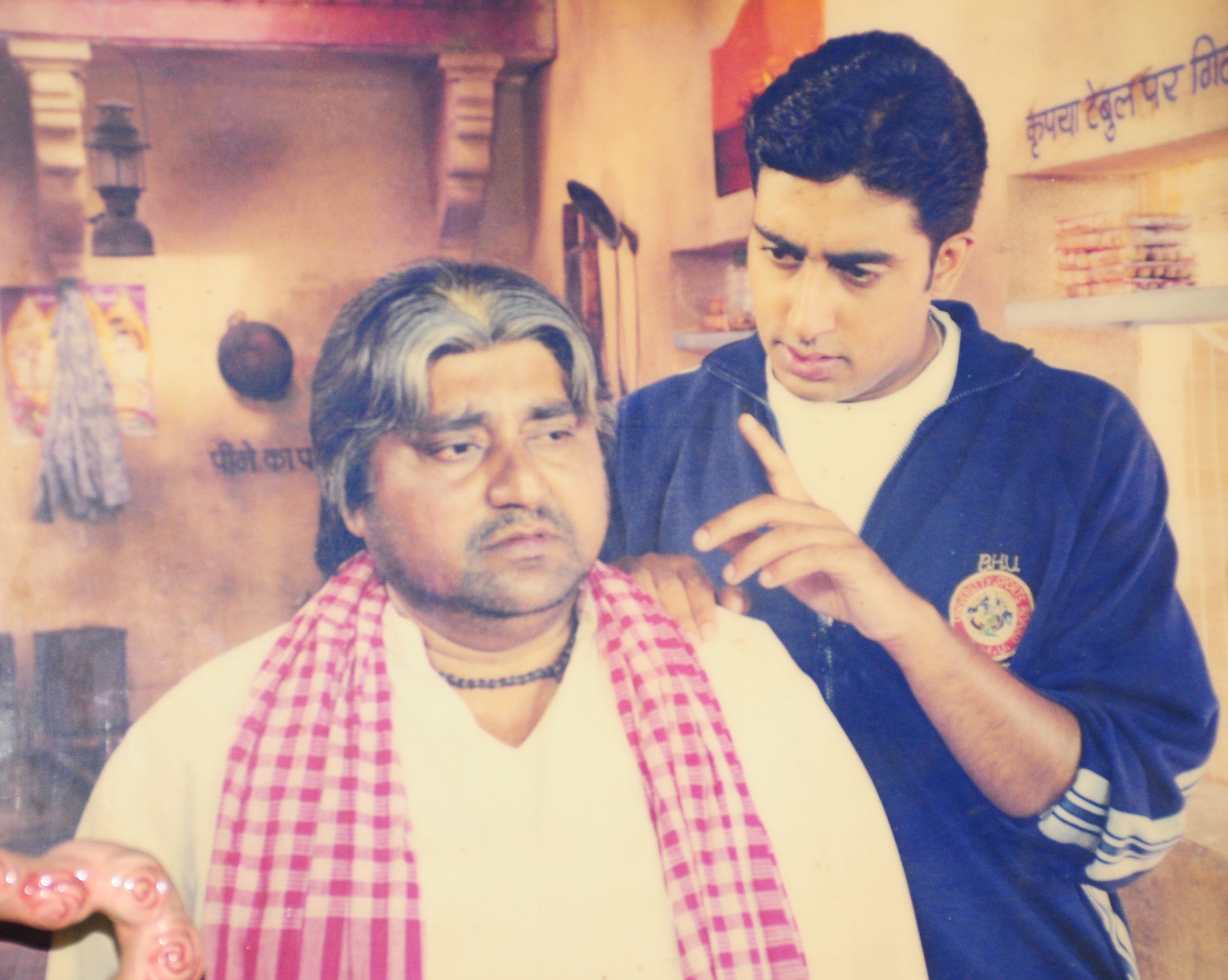 character artist anil saxena died in Lucknow.
