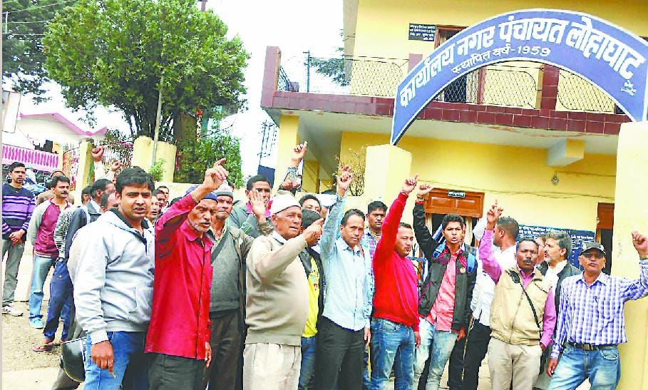 Chanda resist throwing garbage in open