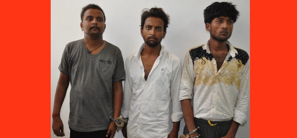 Car robbers gang busted, was riding in the auto loot