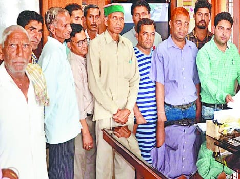 villagers letters to dc in bus service