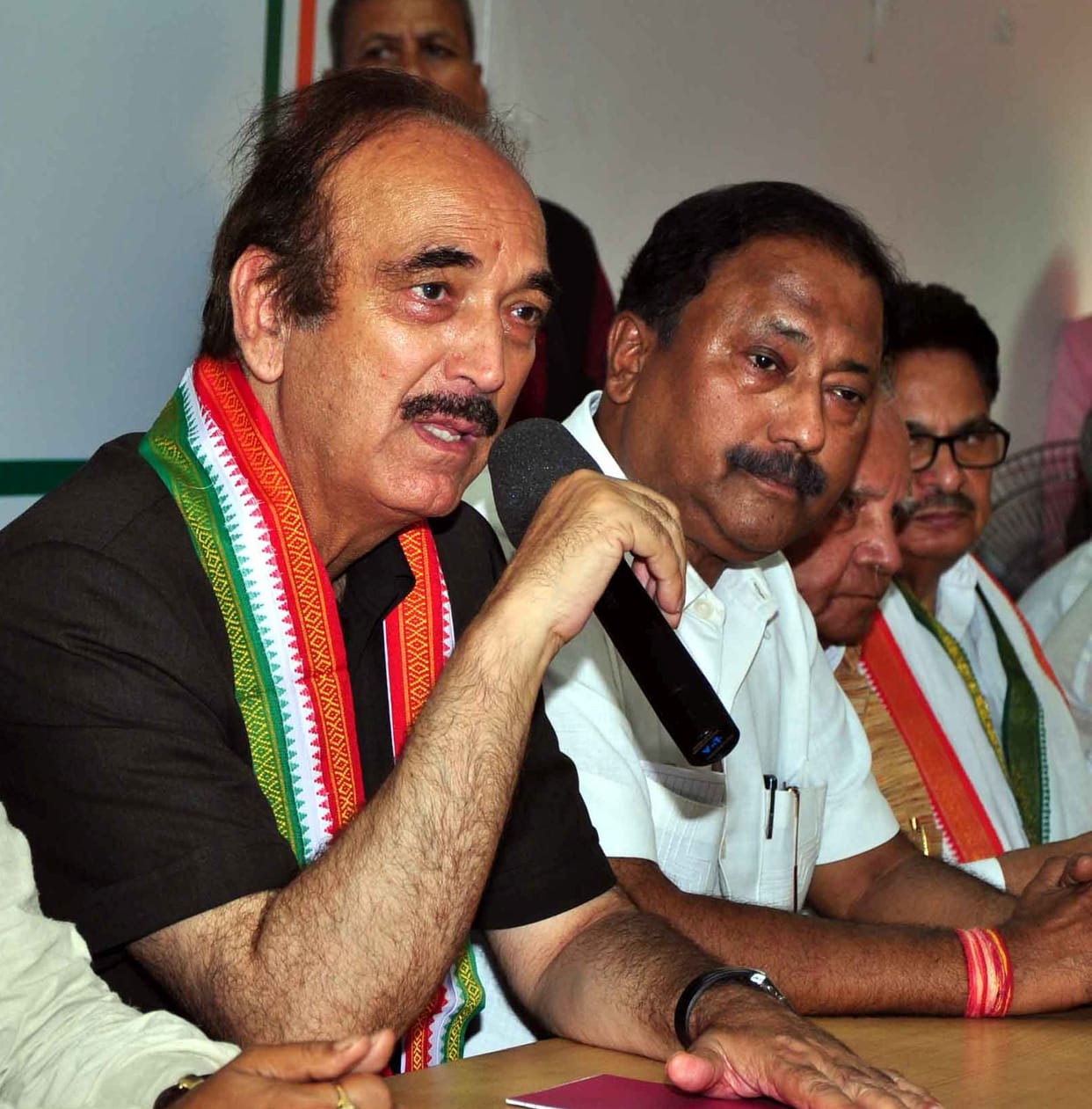 11 Cong MLA done cross voting during MLC and rajya sabha elections
