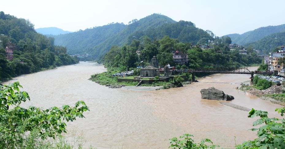 heavy rain in dharampur
