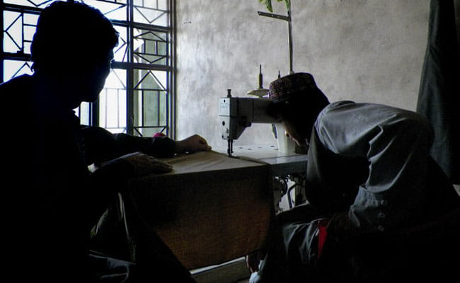 Taliban use 'honey trap' boys to kill Afghan police