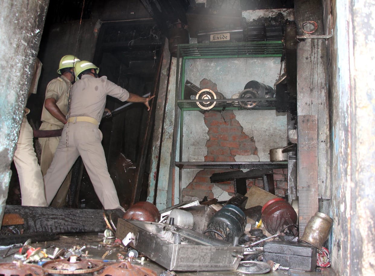 One by one from 18 explosion Lllapura Thrraya