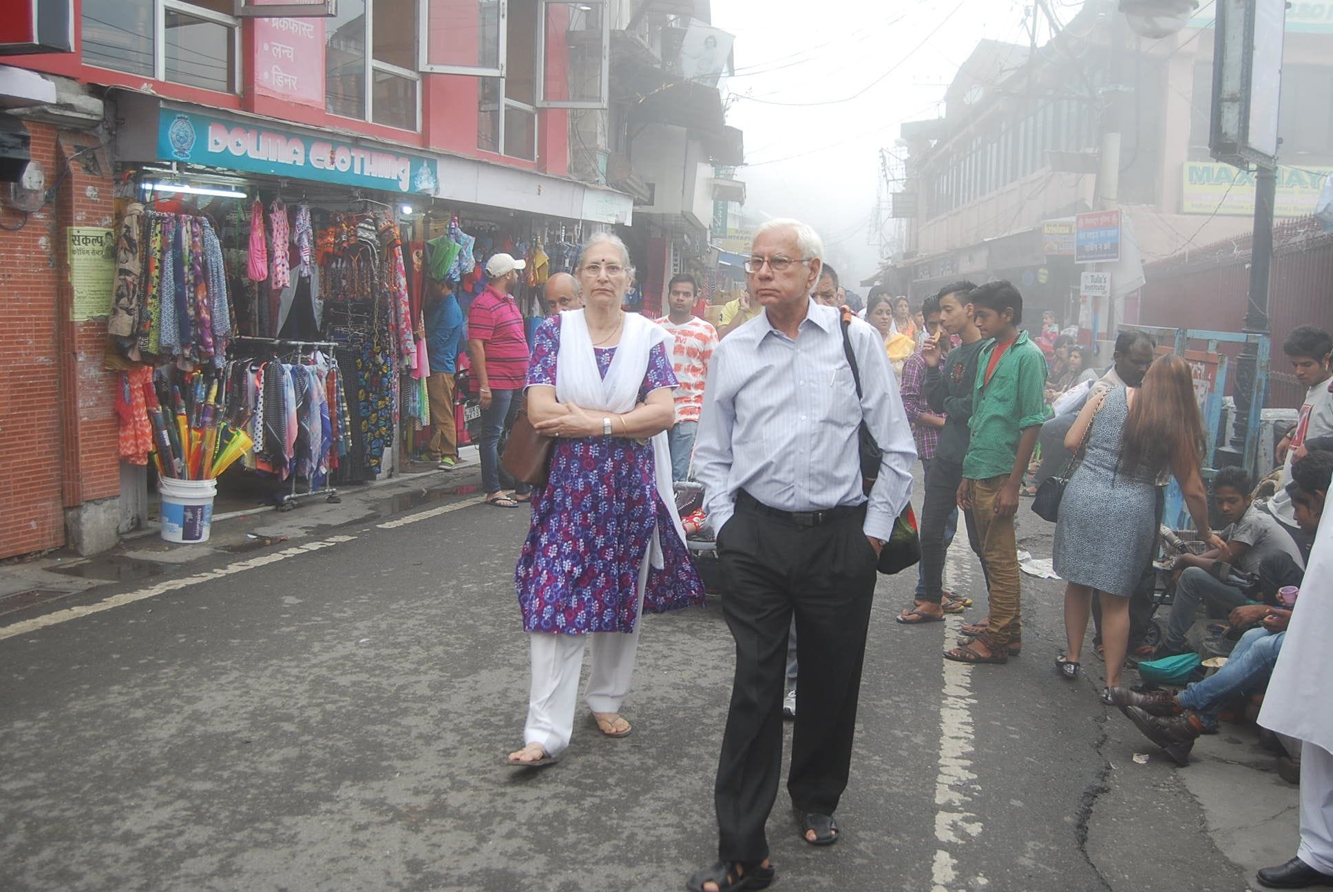 foggy weather in mussoorie.