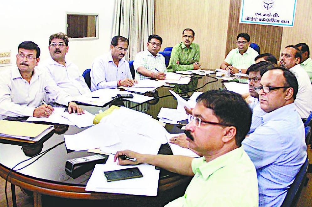 More than 1,500 new voters booth
