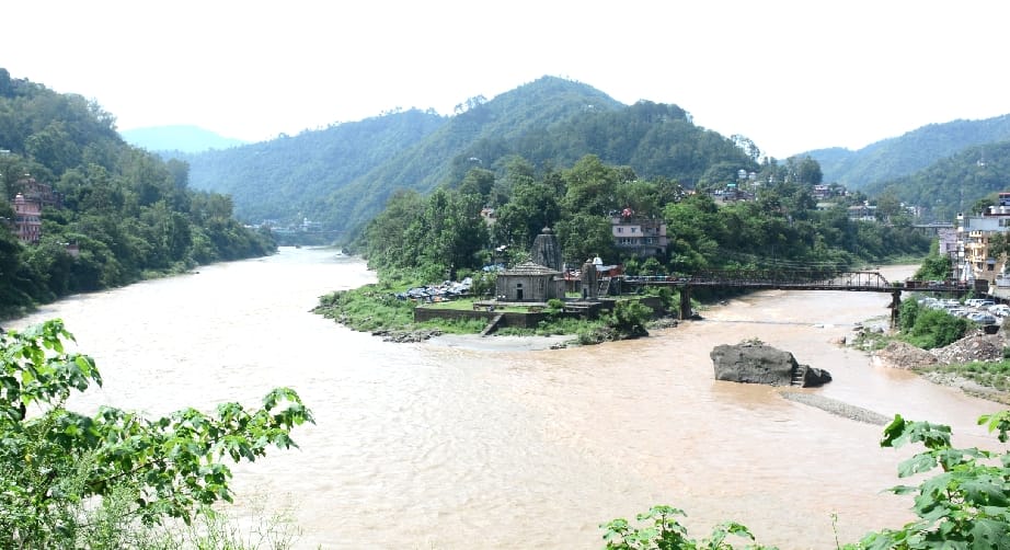 Pre monsoon rainfall, heavy loss to crops in himachal.