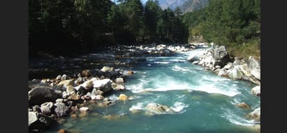 Two labourer drown in parbati river at kullu.
