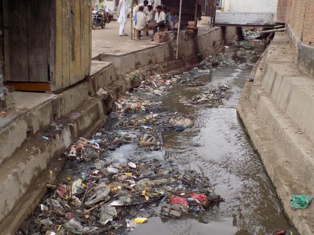 31 open drains, drains jam