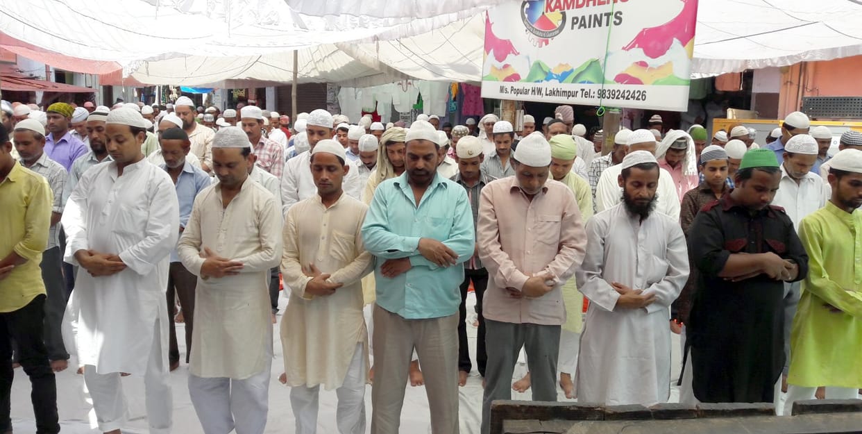 Prayers of worshipers who sought peace in the country