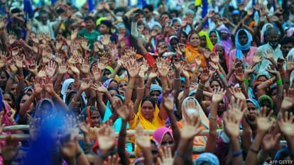 What Mayawati wants to say from Ram Hamare Masiha Nahi