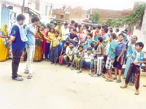 Blocking traffic on water crisis