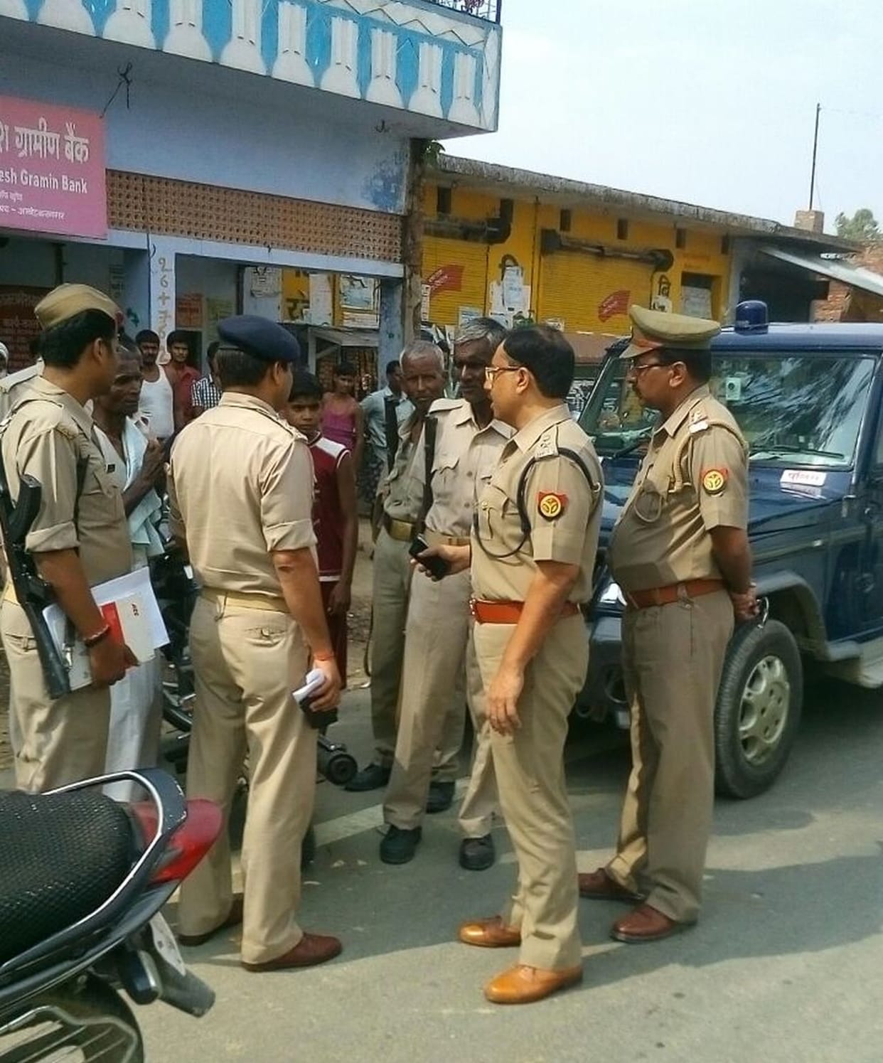 looted 25 thousand from Retired Home Guard