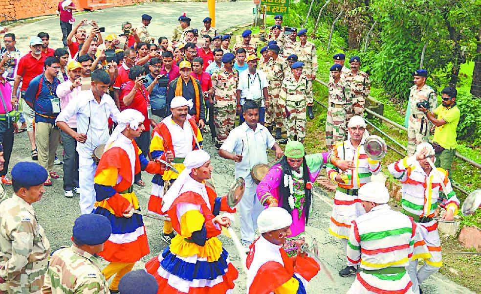 The team welcomes travelers Kailash fraud