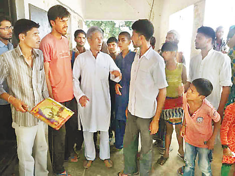 Farmer killed by being hit by train in Raipur