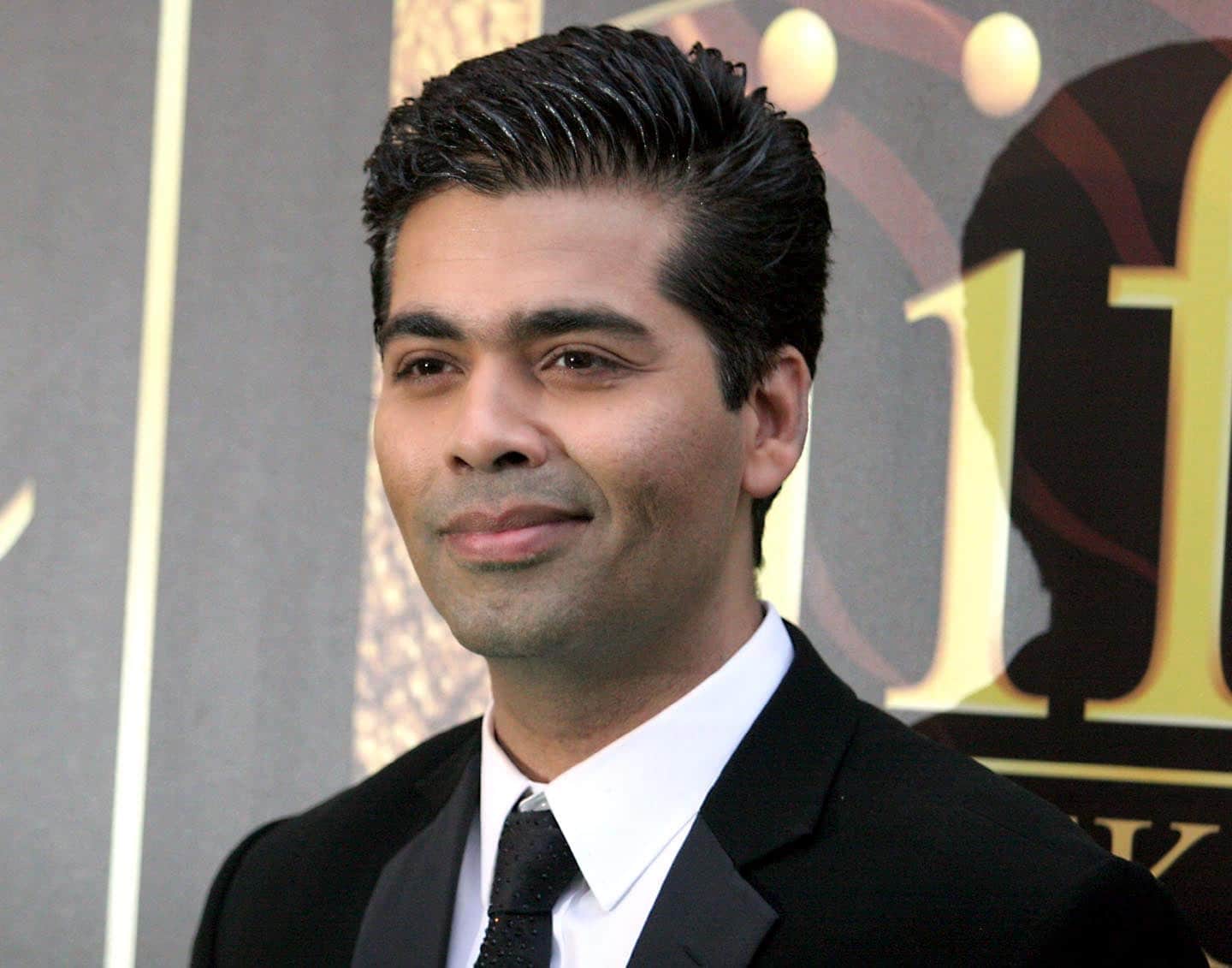 Karan Johar reacts Troll on social media