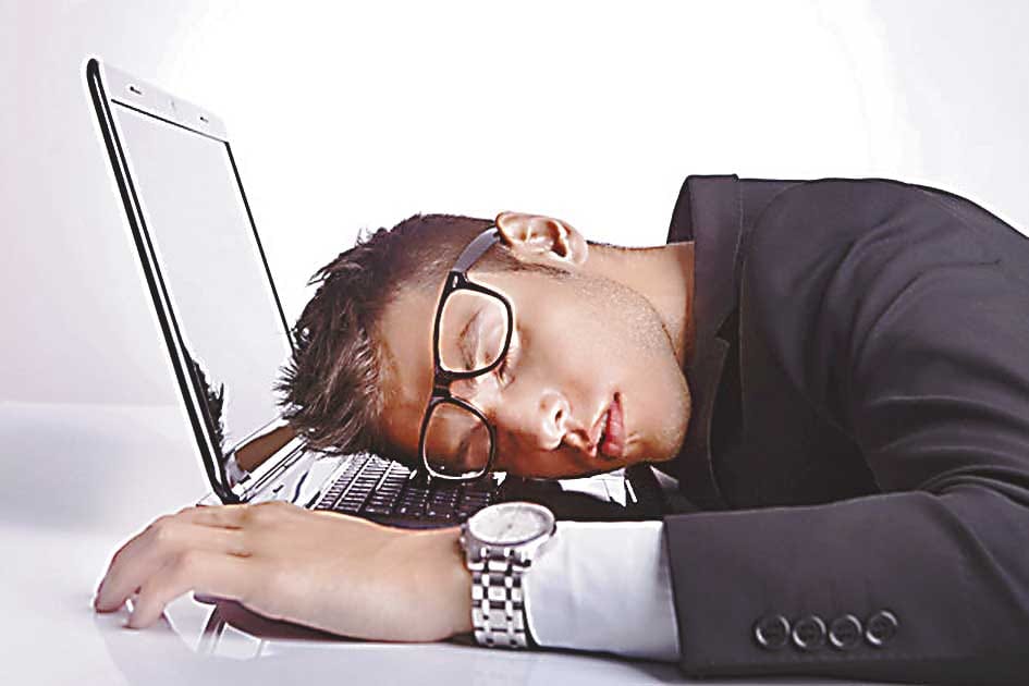 Is it okay to leave your laptop in sleep mode all day
