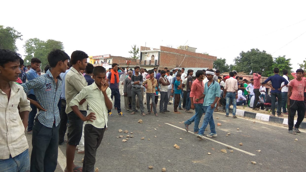 Police forcibly took the body impaired on environment