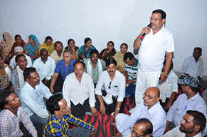  Fiercely protesting , Thrraya Development Building