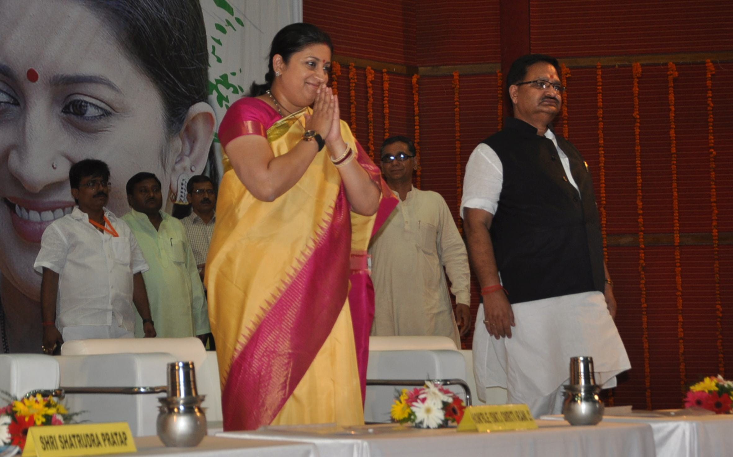 smriti irani speaks in a seminar in lucknow 
