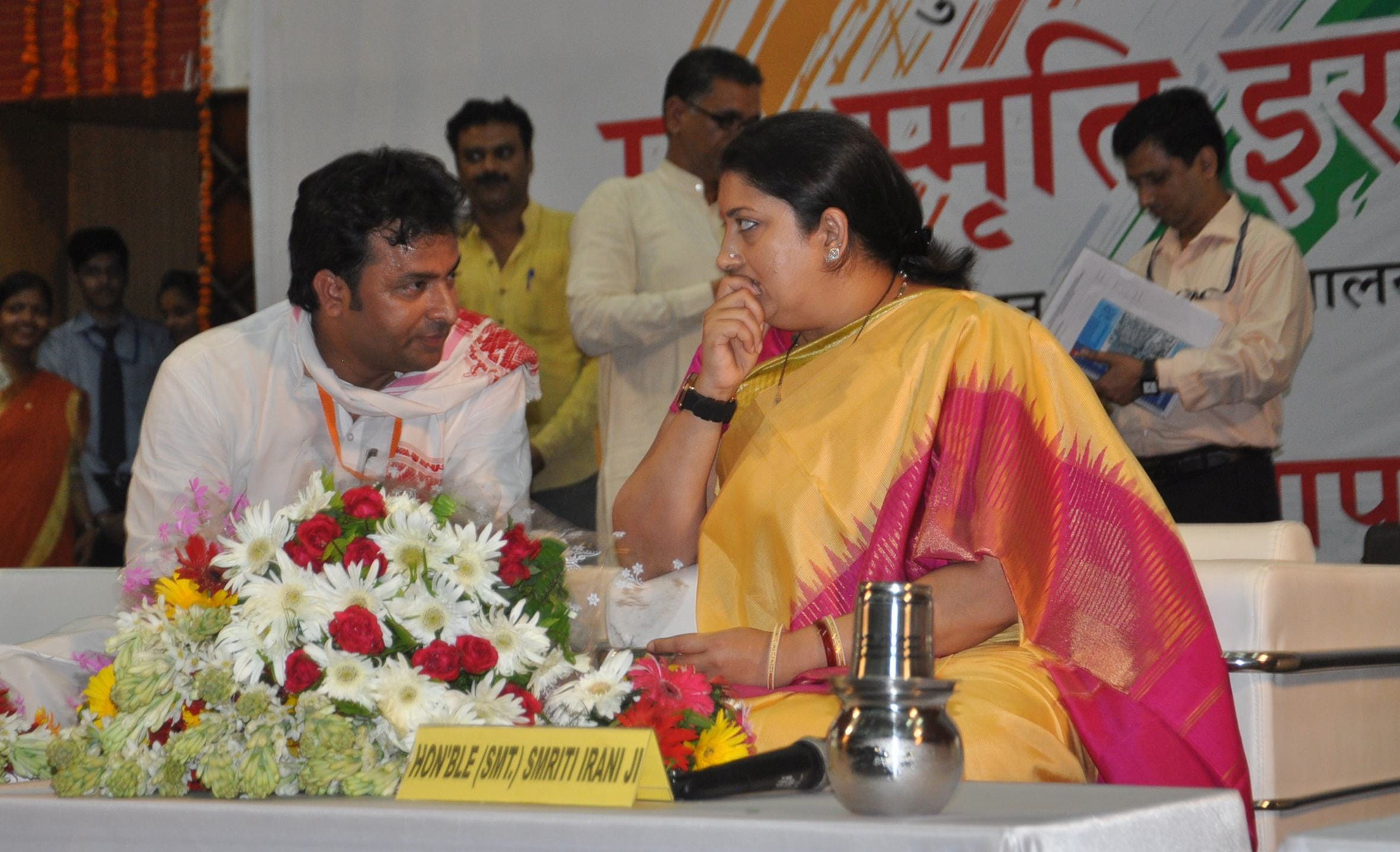 smriti irani speaks in a seminar in lucknow 