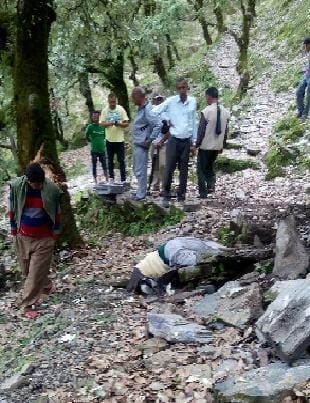 Before a landslide killed soldier, student injured