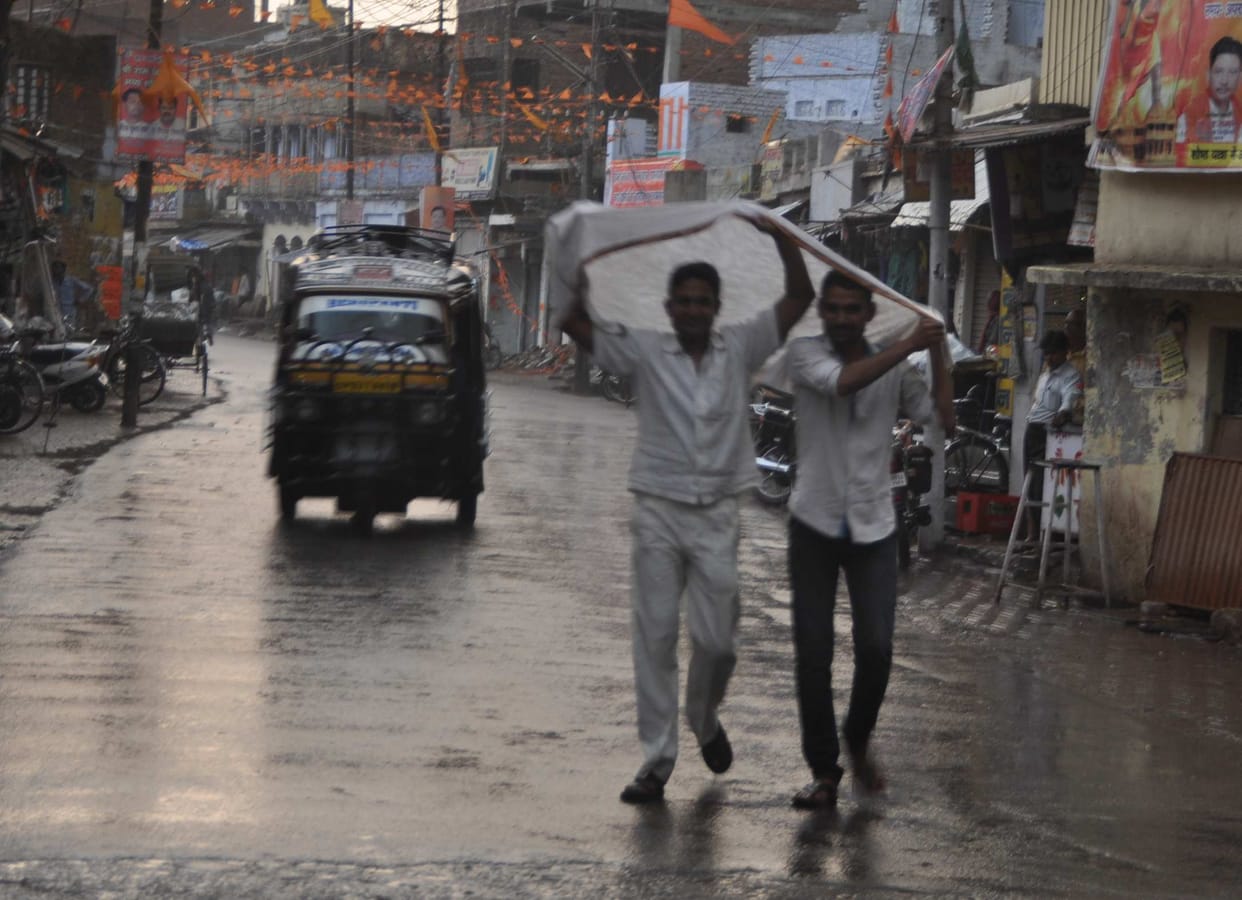 Rolled drizzle temperatures , weather pleasant