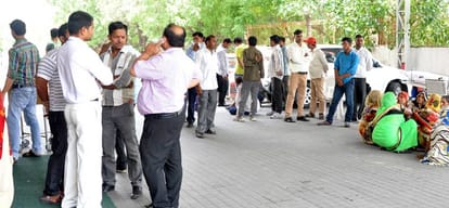 Canter and dumper accident of Yamuna Expressway, two killed