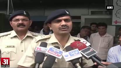 Acid thrown on girl by two motorcycle-borne men