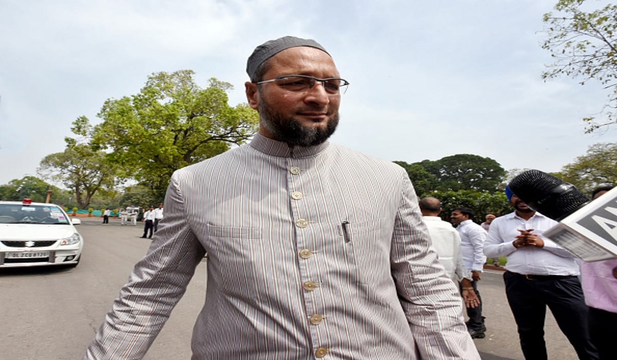 Owaisi warns Pak, says not to worry about India