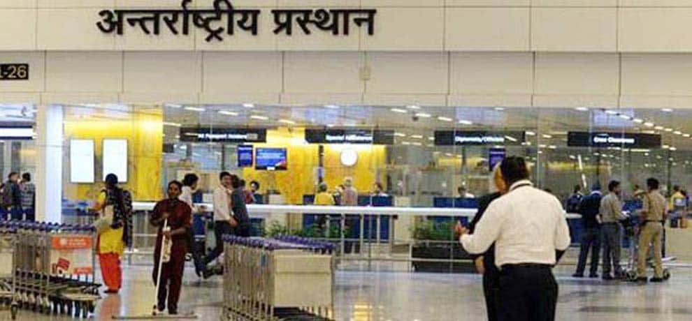 hema malini, akhilesh yadav stuck to igi airport and waited so long for check in