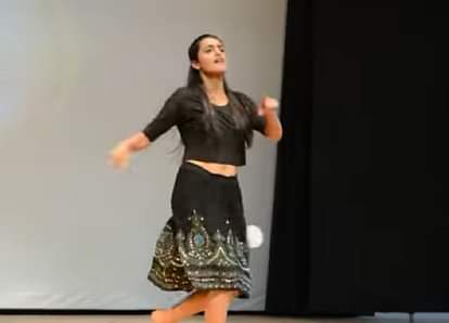 Indian IIT Girl Awesome Dance In A Compitation 