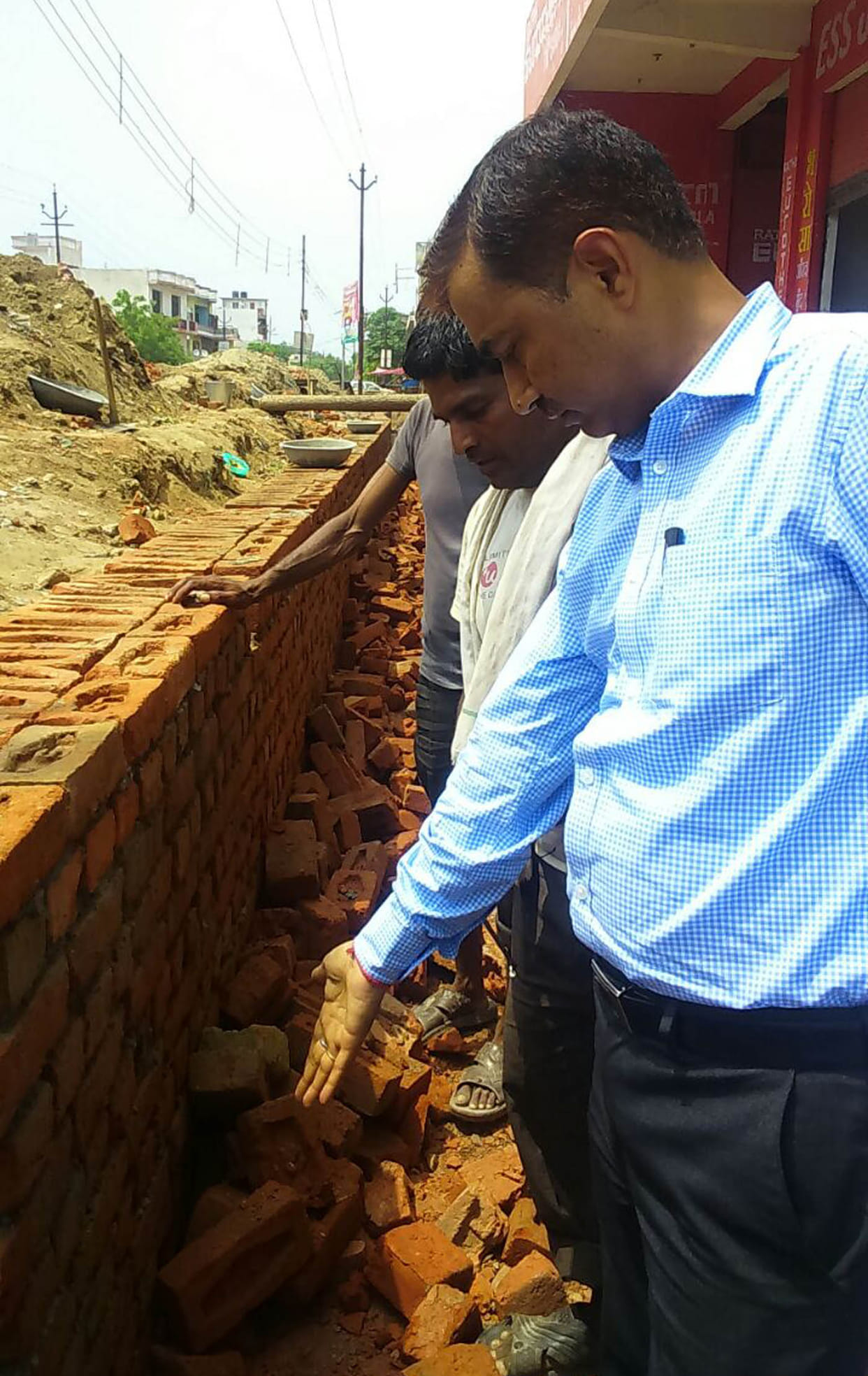 poor bricks were used in construction