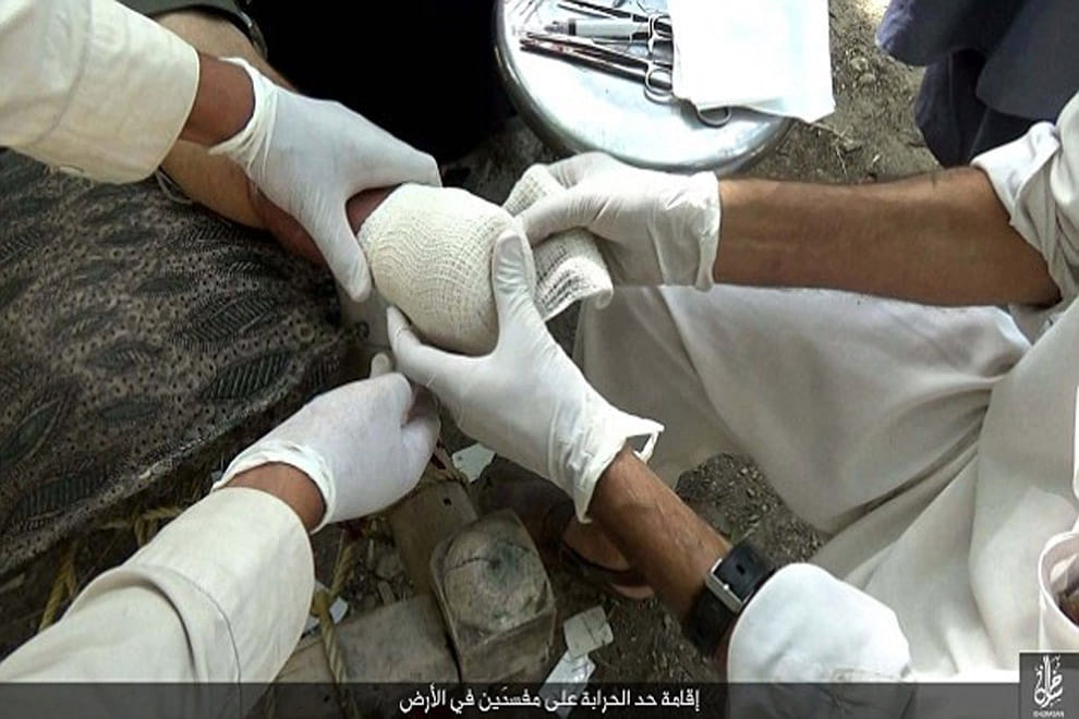 Thief has his hand and foot AMPUTATED by ISIS 