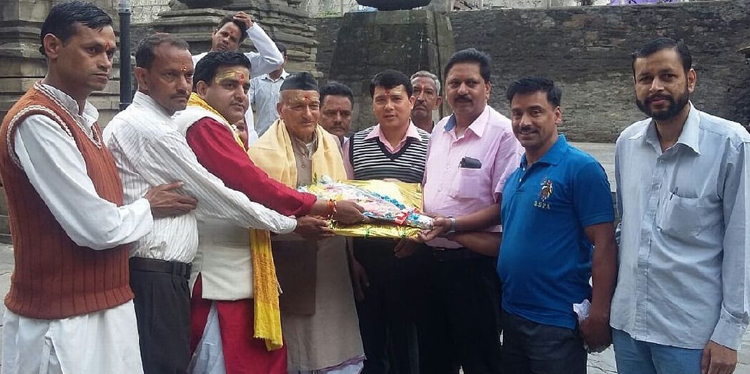 Koshiyari reception of workers in Jageshwar