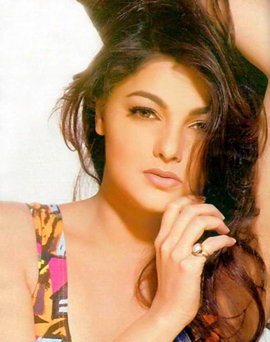 mamta kulkarni life and film carrier