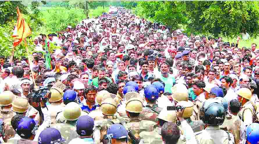 nirbhey yaatra nikalne par