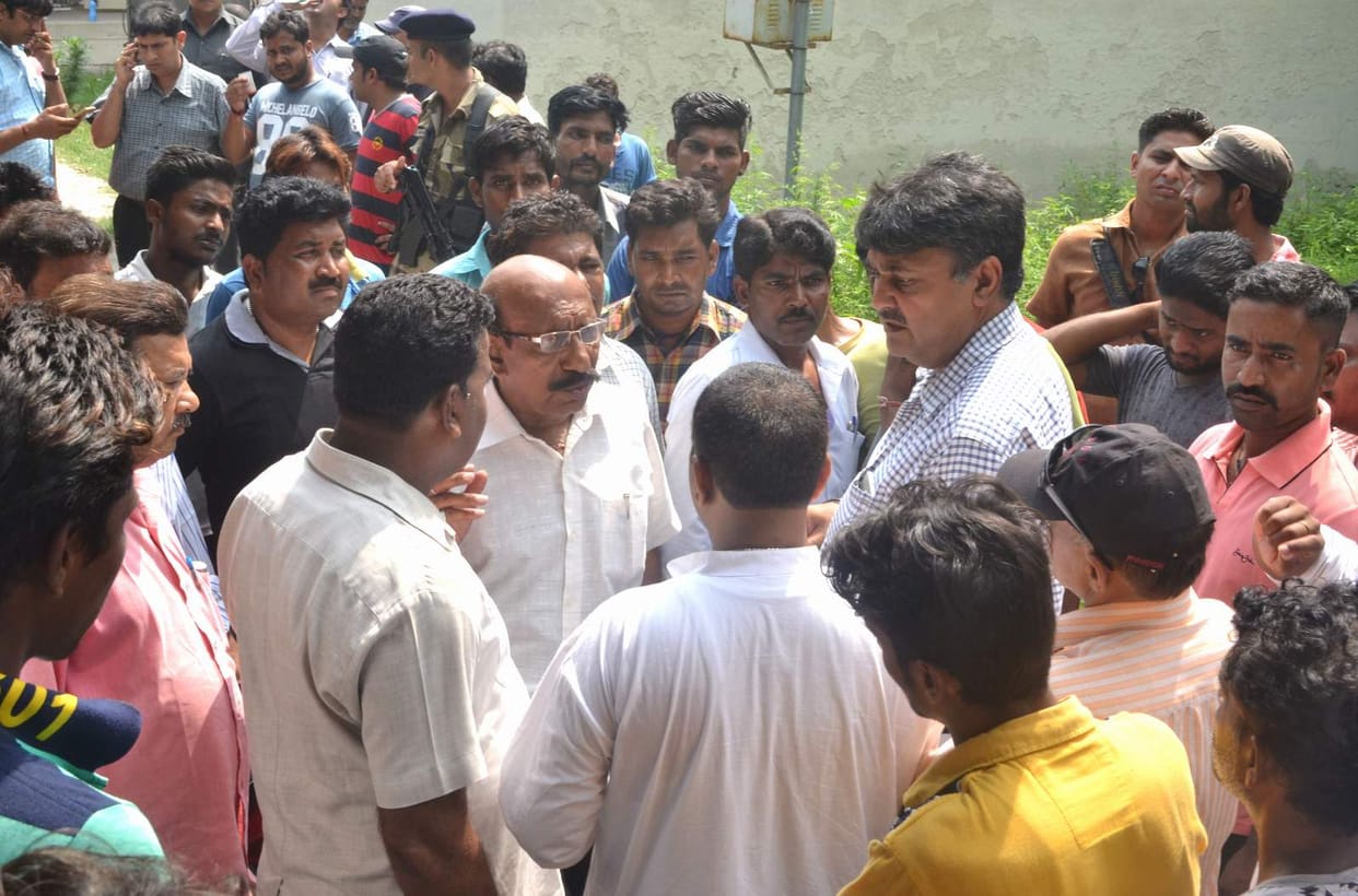 the son of safayi nayak dead in road accident