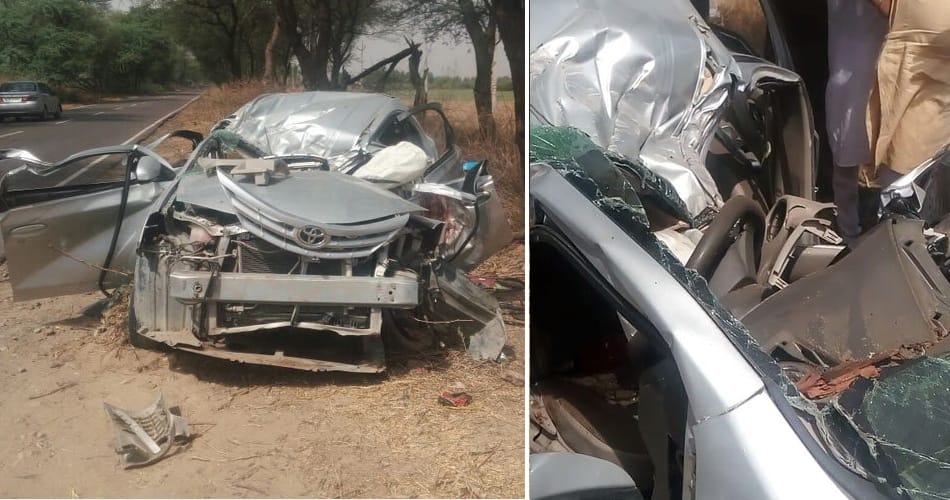  Uncontrollable , clashed in the truck parked bikes , two died